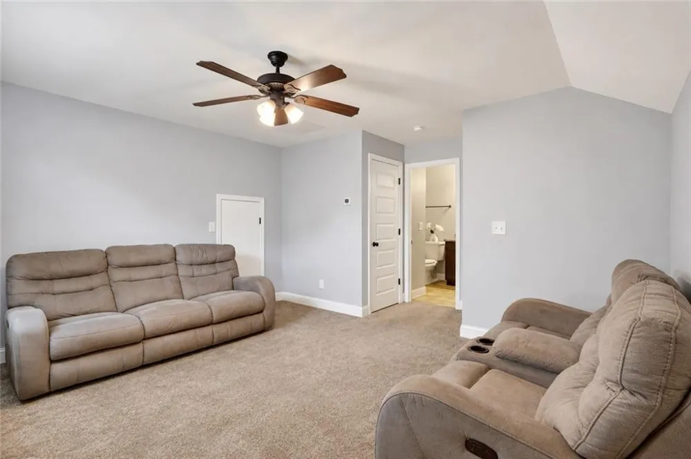 1219 Oak Springs Way Statham, GA 30666