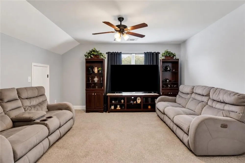 1219 Oak Springs Way Statham, GA 30666