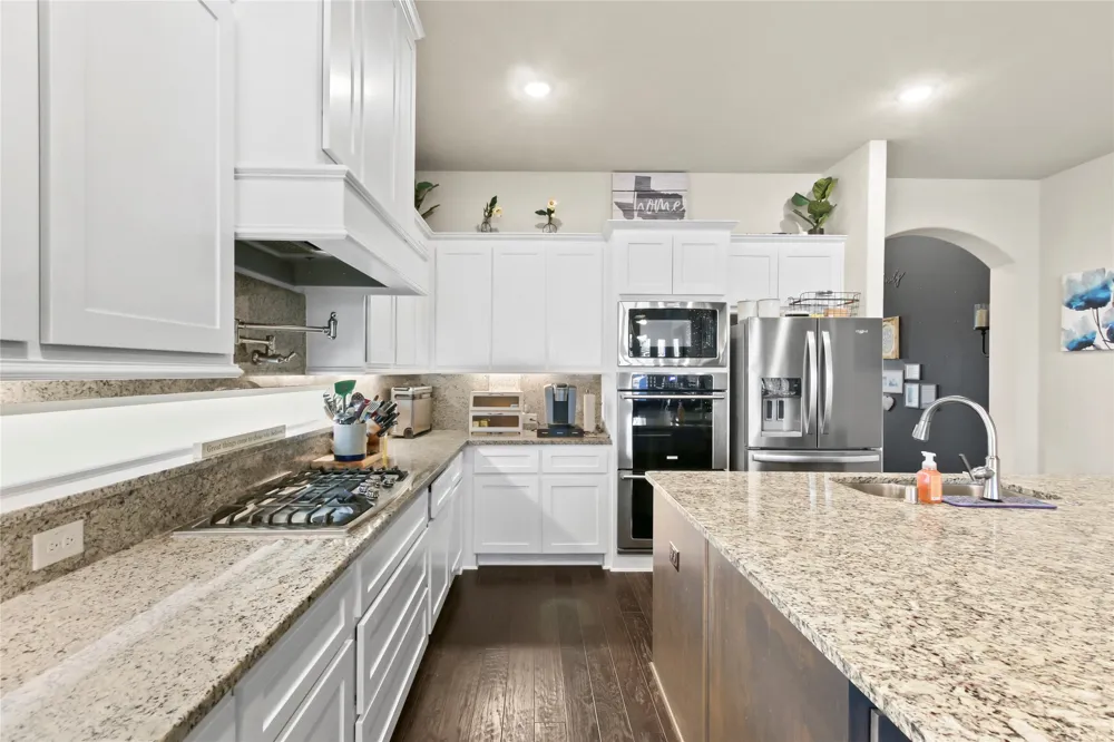 12505 Amesbury Way Farmers Branch, TX 75234