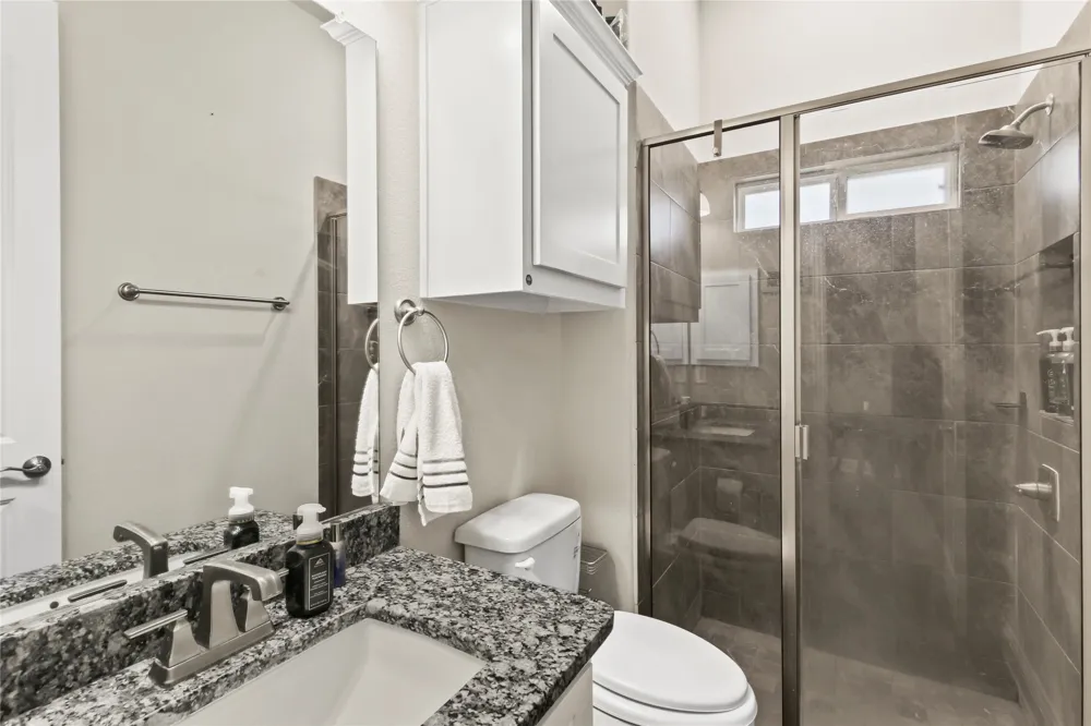 12505 Amesbury Way Farmers Branch, TX 75234