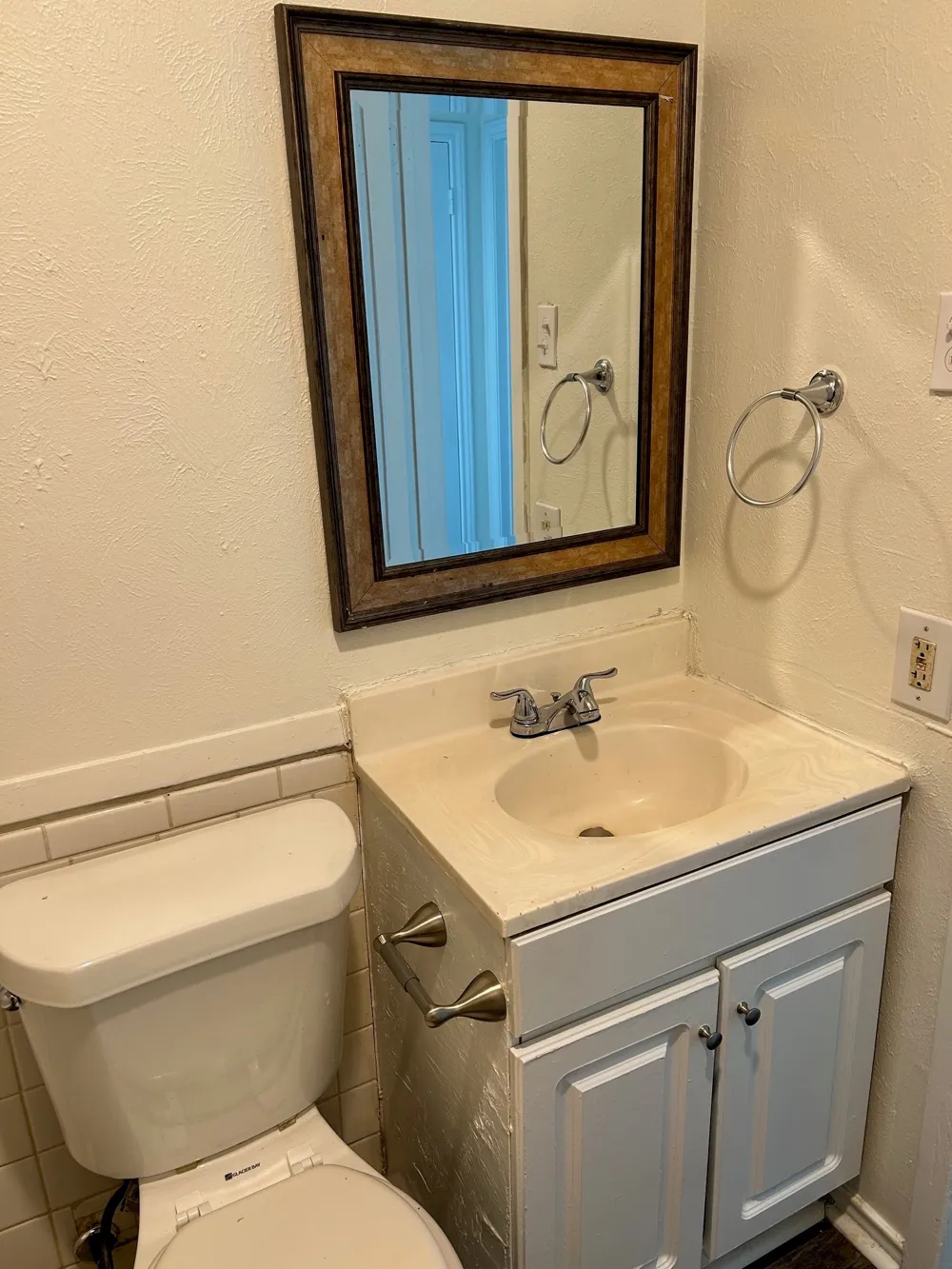 834 Quebec Drive Garland, TX 75040