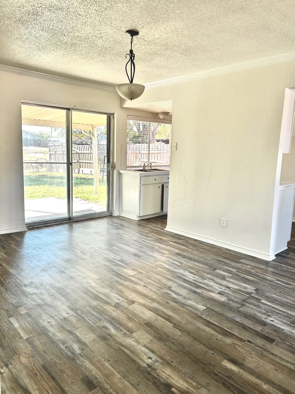 834 Quebec Drive Garland, TX 75040