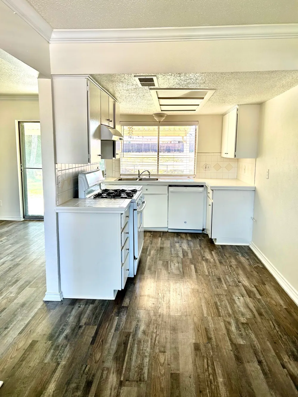 834 Quebec Drive Garland, TX 75040