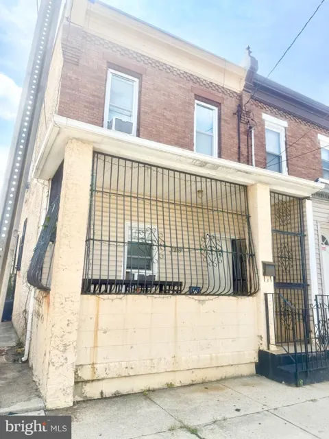 128 YORK STREET