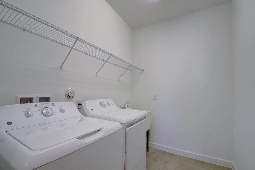 1000 Sterling Pine Place Loxahatchee, FL 33470