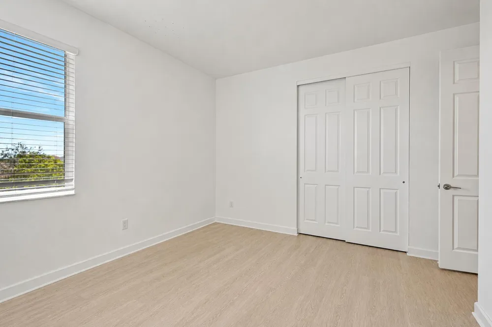 1000 Sterling Pine Place Loxahatchee, FL 33470