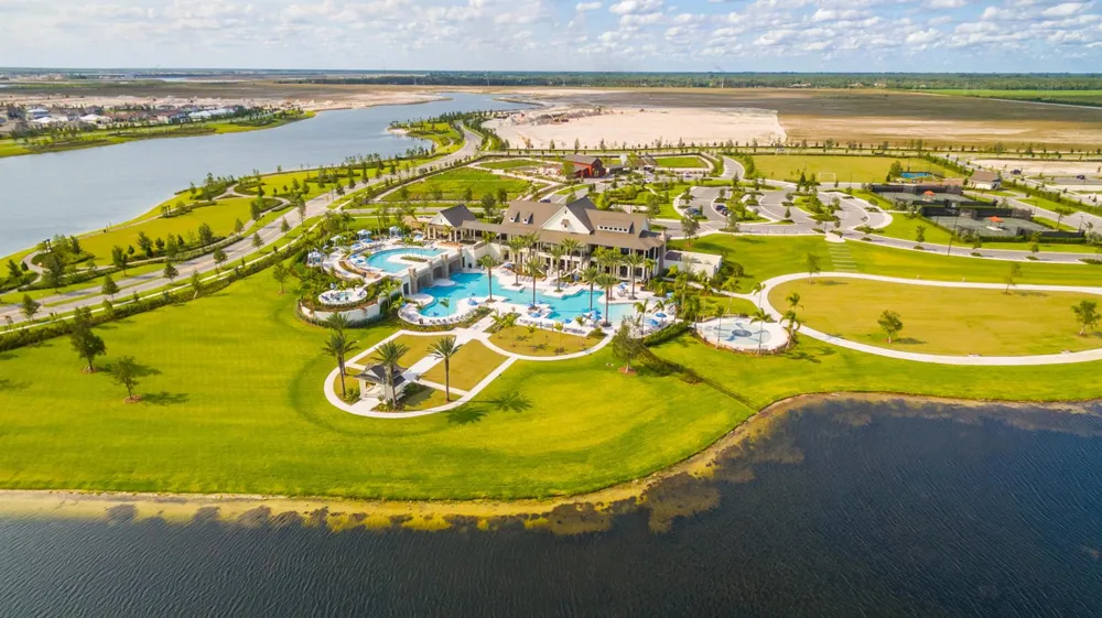 1000 Sterling Pine Place Loxahatchee, FL 33470