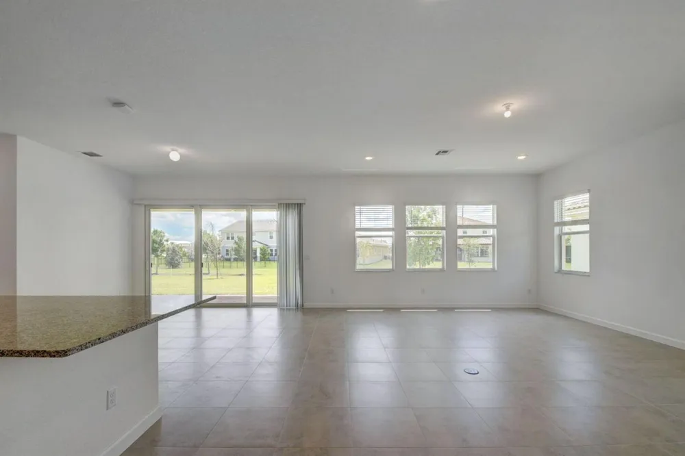 1000 Sterling Pine Place Loxahatchee, FL 33470