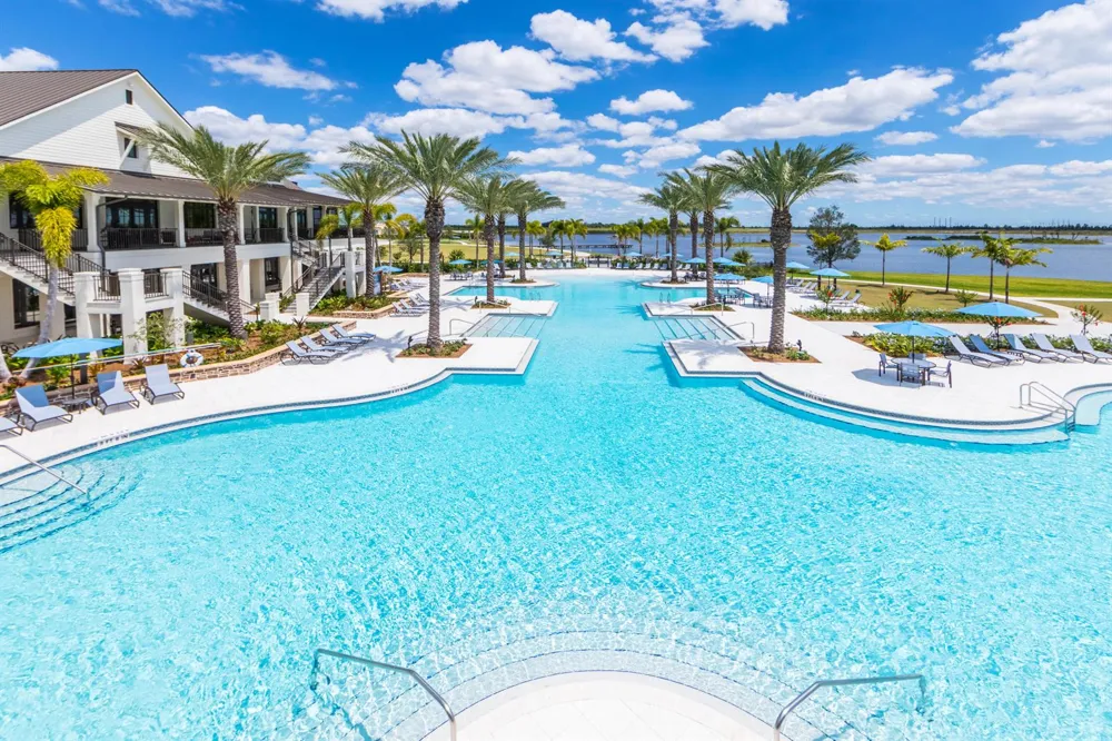 1000 Sterling Pine Place Loxahatchee, FL 33470