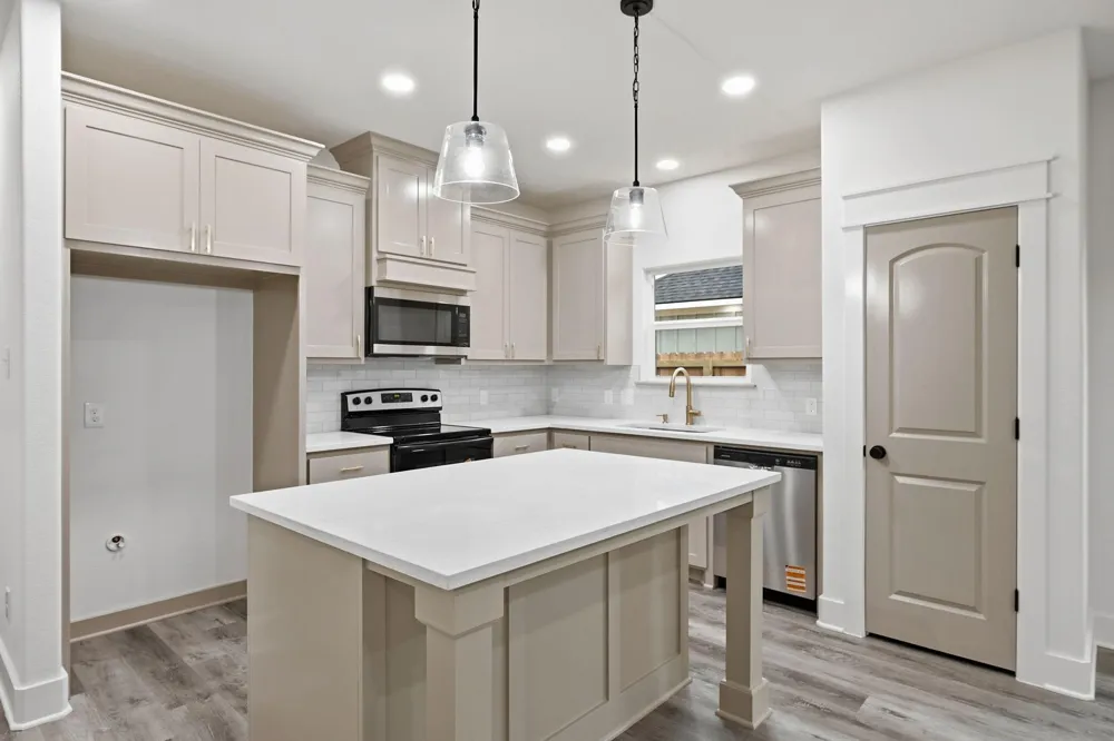 205 Lock Lane Bryan, TX 77803