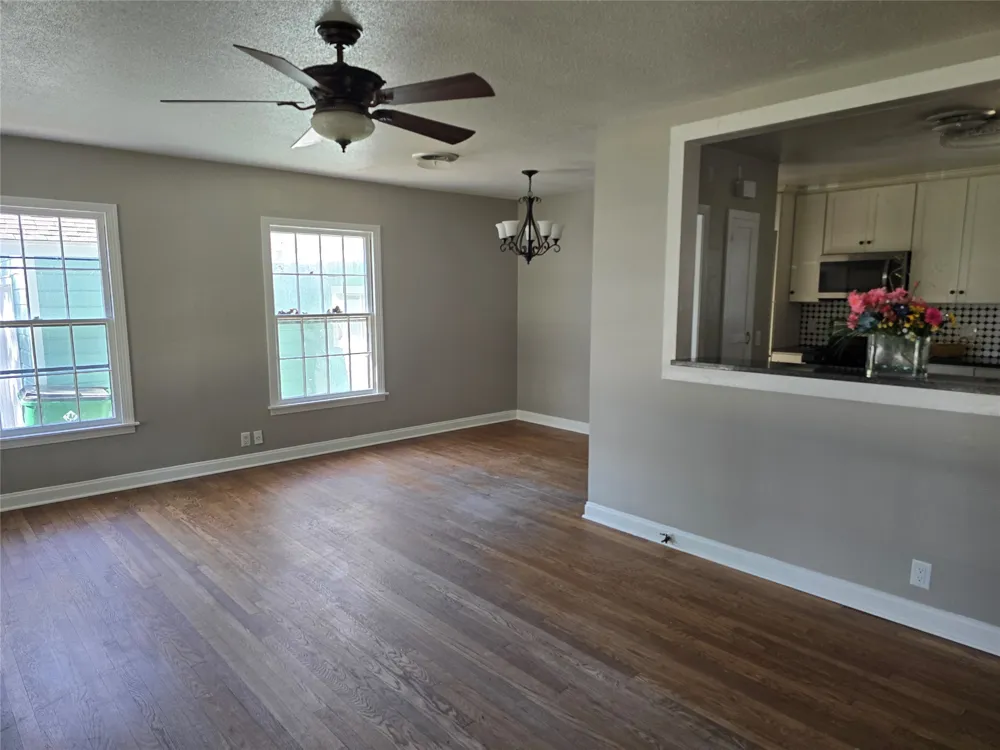 Address Not Shown Thorndale, TX 76577