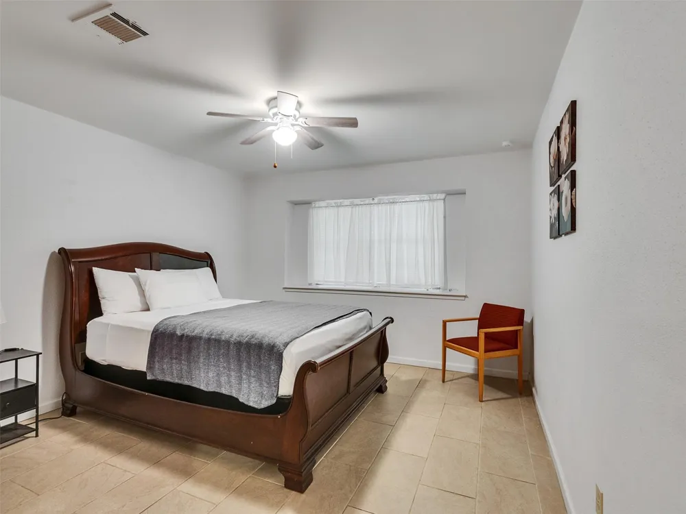 4002 Thistledown Drive Pasadena, TX 77504