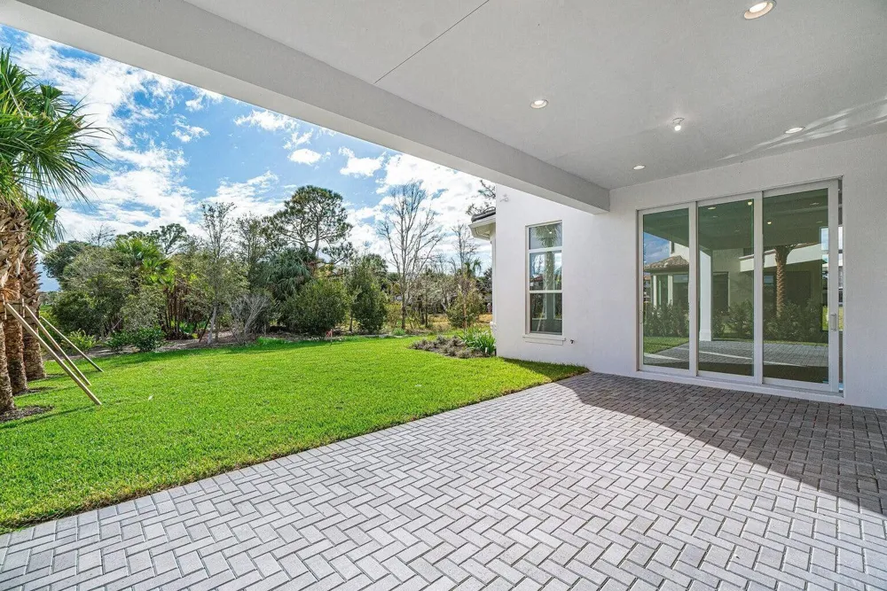 4202 Mendel Lane Palm Beach Gardens, FL 33418