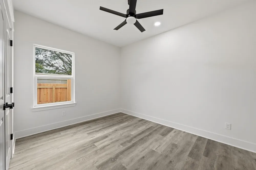 203 Lock Lane Bryan, TX 77803