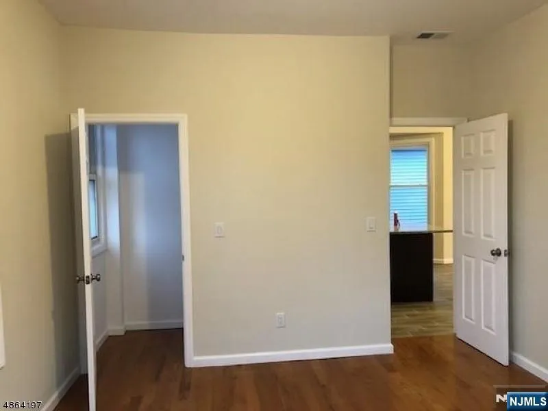 637-639 Parker 2 Newark, NJ 07104