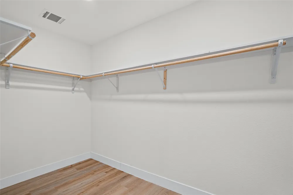 2400 Broken Oak Drive Austin, TX 78745