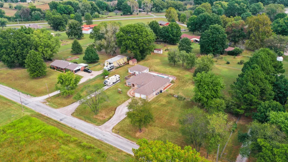17533 S 321st EastAvenue Coweta, OK 74429
