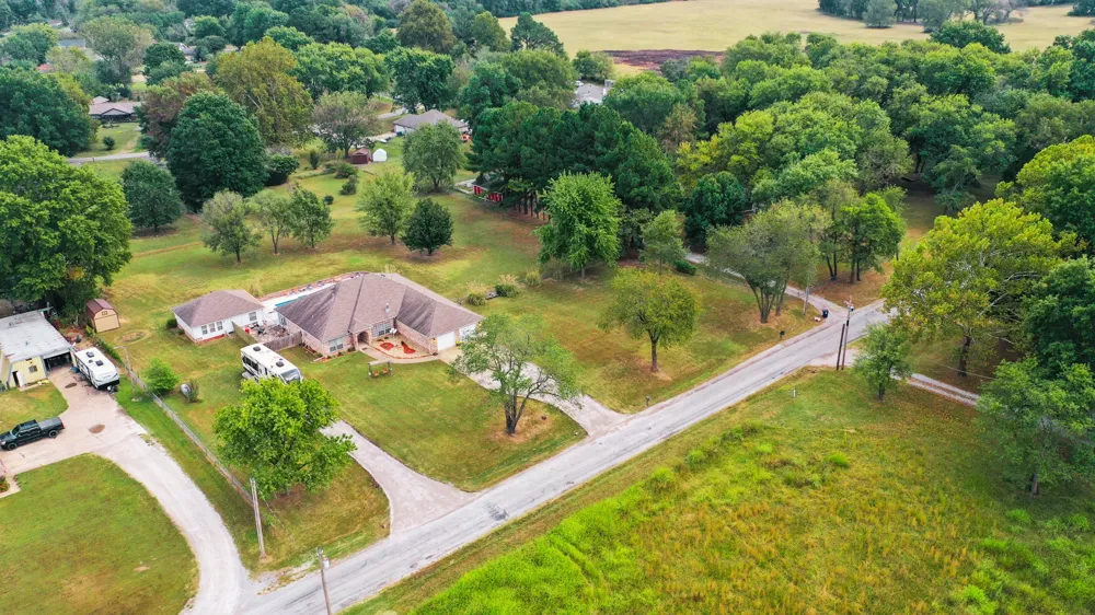 17533 S 321st EastAvenue Coweta, OK 74429