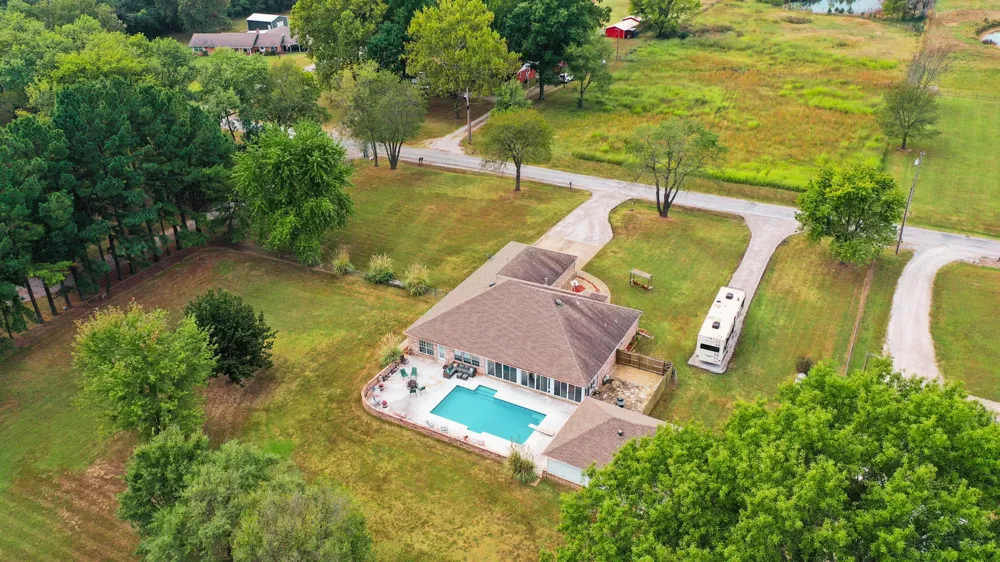 17533 S 321st EastAvenue Coweta, OK 74429