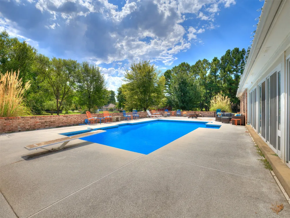 17533 S 321st EastAvenue Coweta, OK 74429