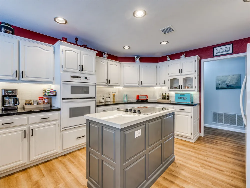 17533 S 321st EastAvenue Coweta, OK 74429