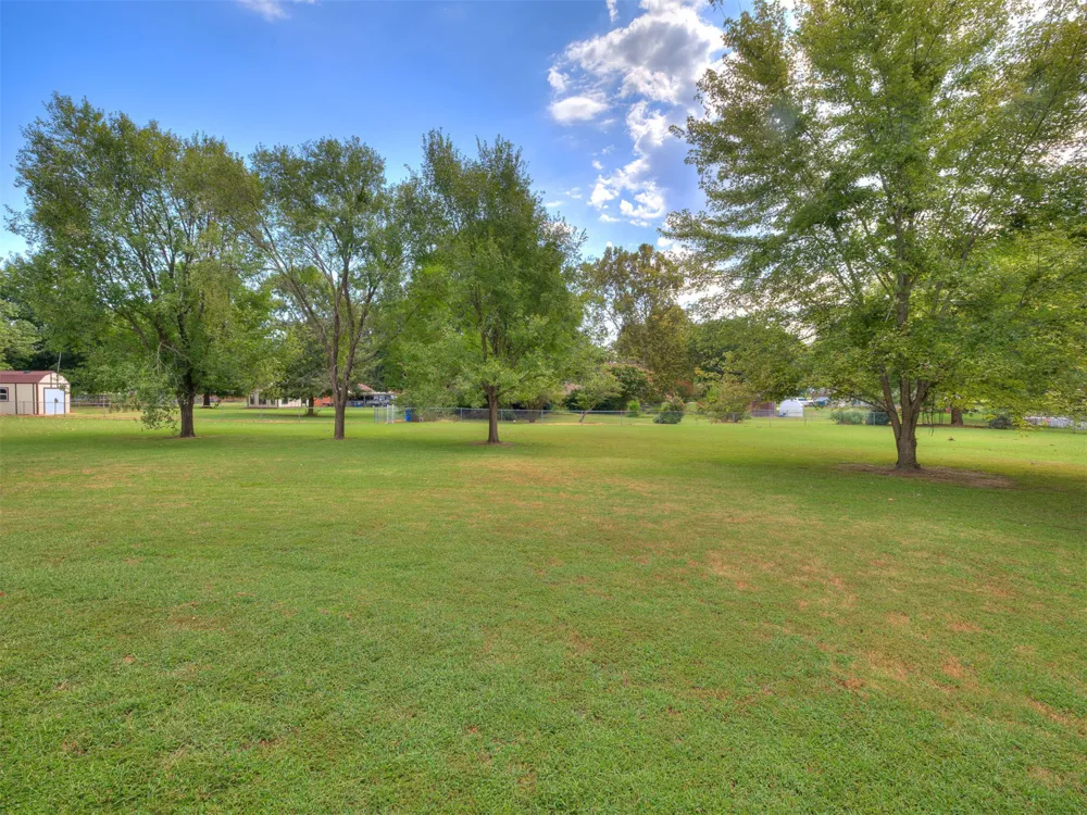 17533 S 321st EastAvenue Coweta, OK 74429