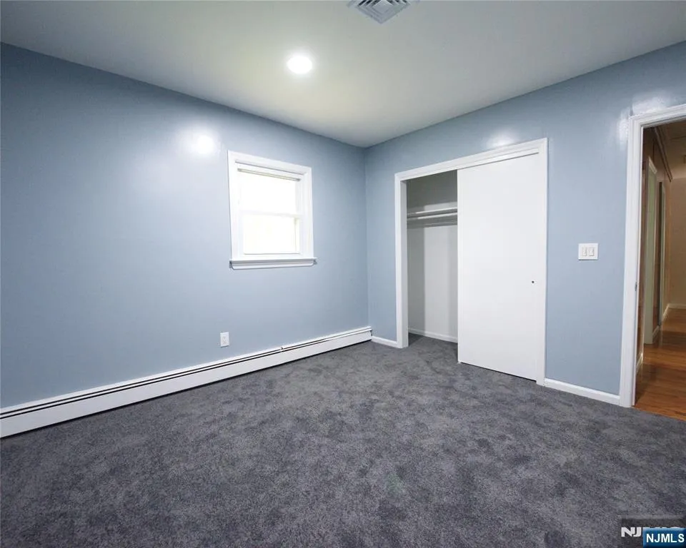 4 Rainbow Trail Vernon, NJ 07422