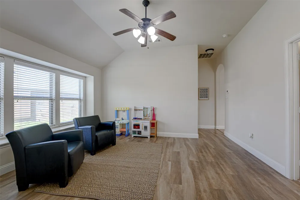924 Mcgehee Court Fate, TX 75087