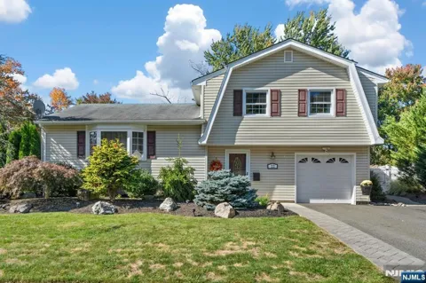22 Rhonda Place
