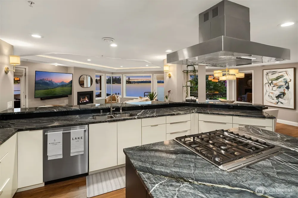 4511 Lake Washington Blvd. NE #2 Kirkland, WA 98033
