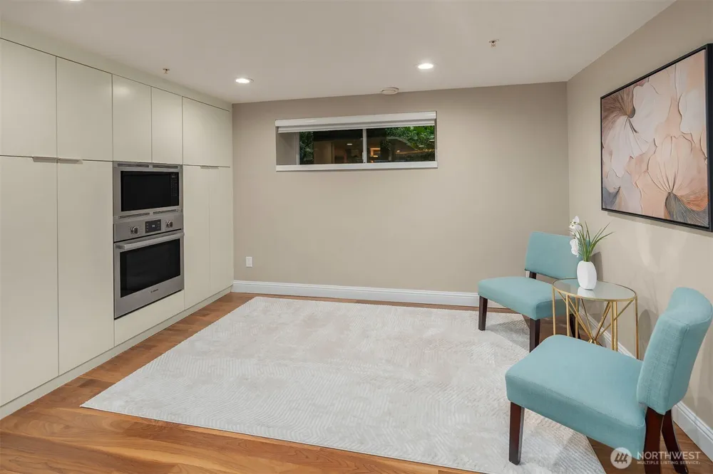 4511 Lake Washington Blvd. NE #2 Kirkland, WA 98033