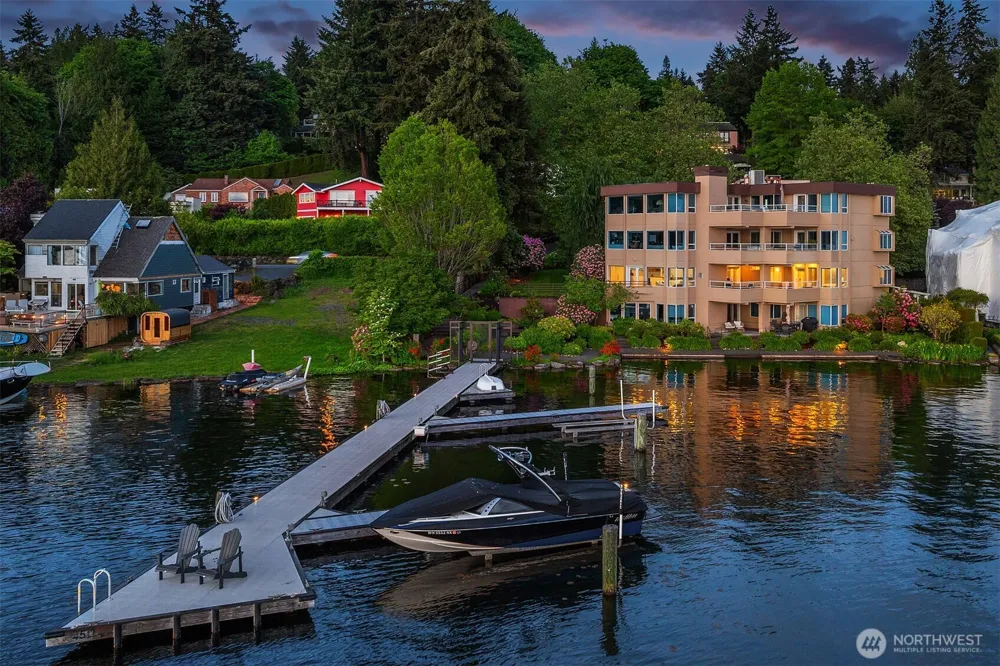 4511 Lake Washington Blvd. NE #2 Kirkland, WA 98033