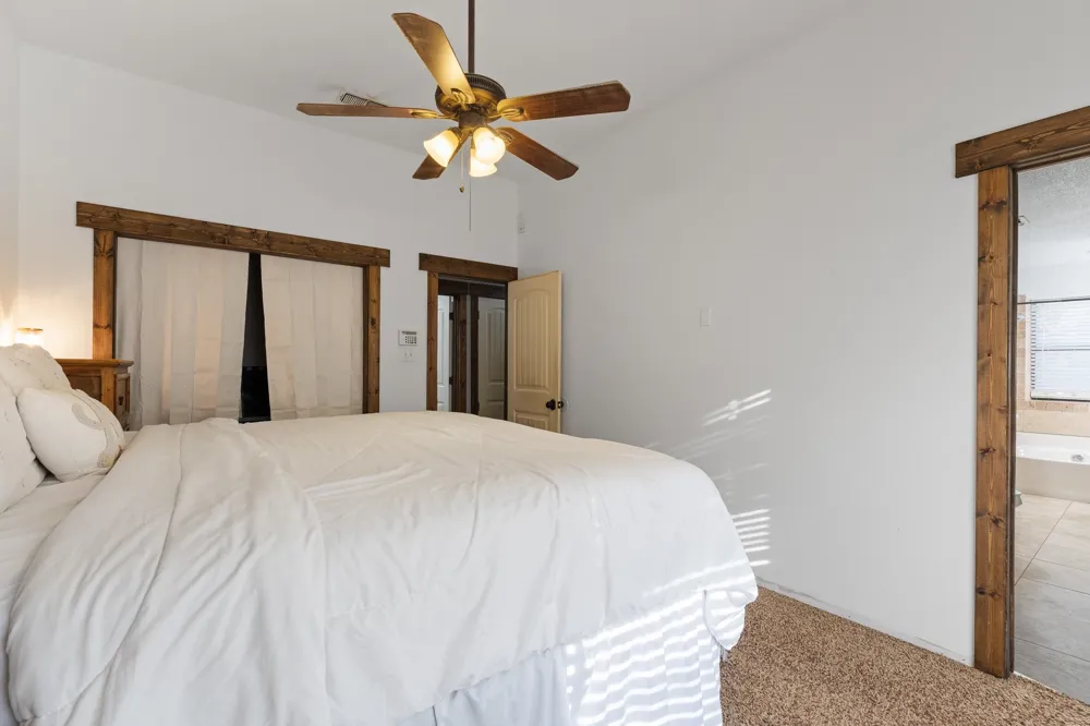 1060 Parkhill Avenue Saginaw, TX 76179
