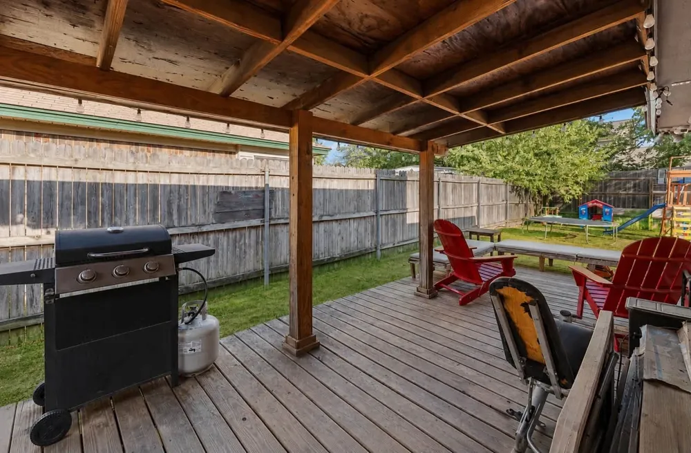 1060 Parkhill Avenue Saginaw, TX 76179