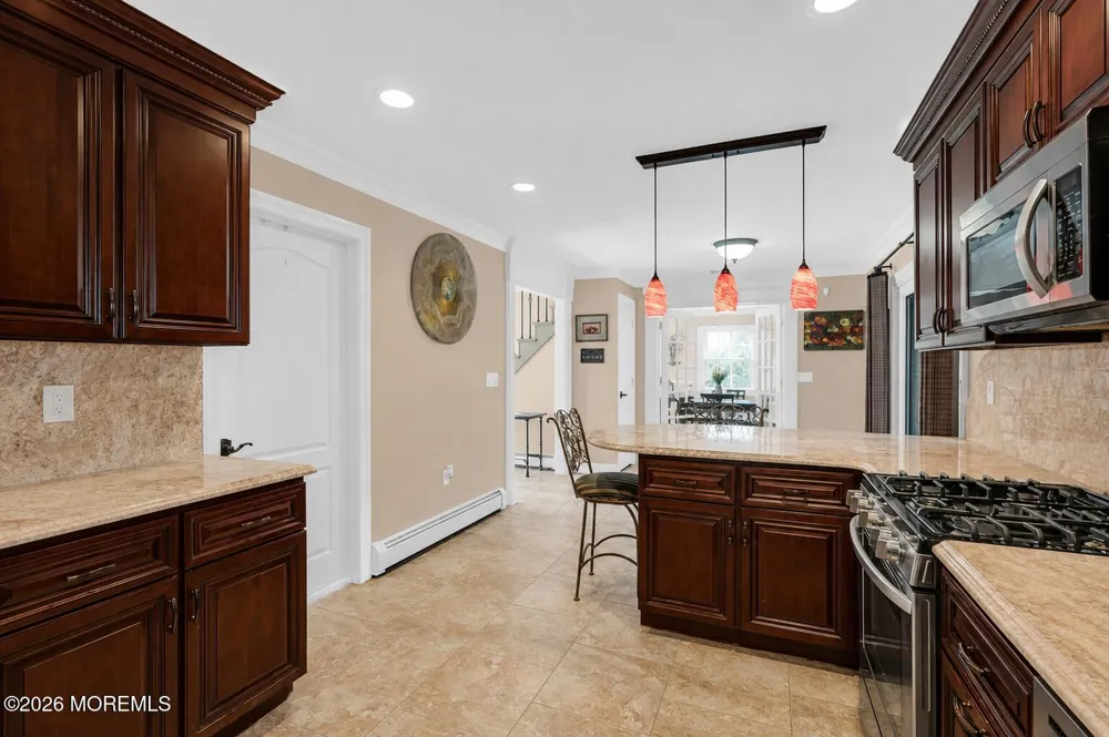 101 Oxford Lane Aberdeen, NJ 07747