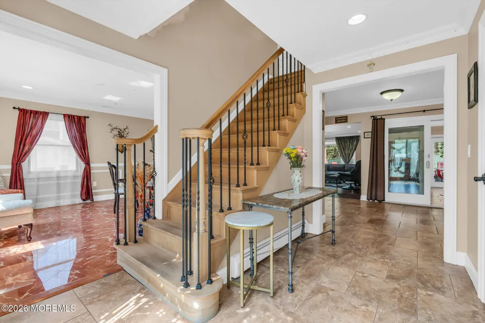 101 Oxford Lane Aberdeen, NJ 07747