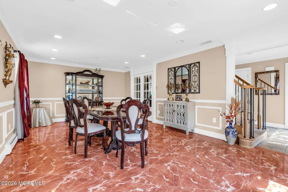 101 Oxford Lane Aberdeen, NJ 07747