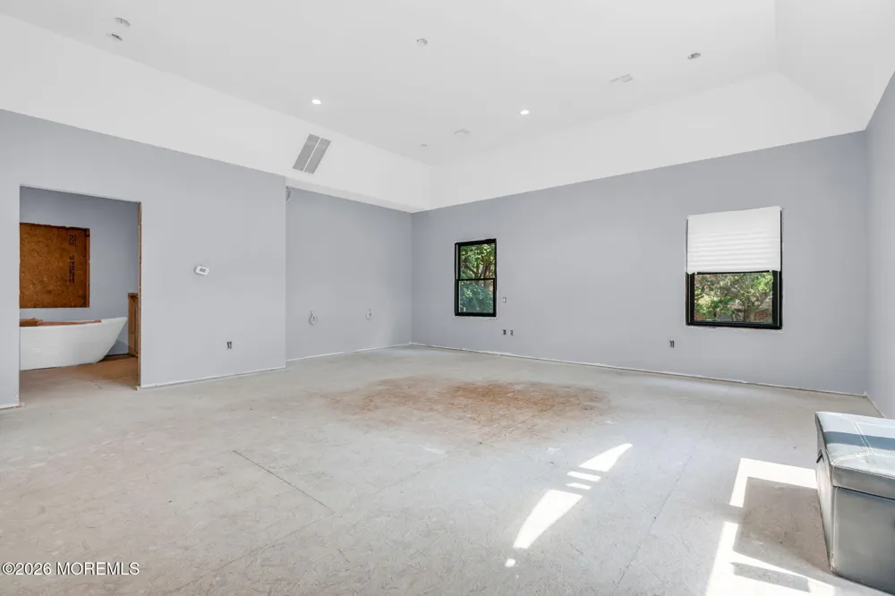 101 Oxford Lane Aberdeen, NJ 07747