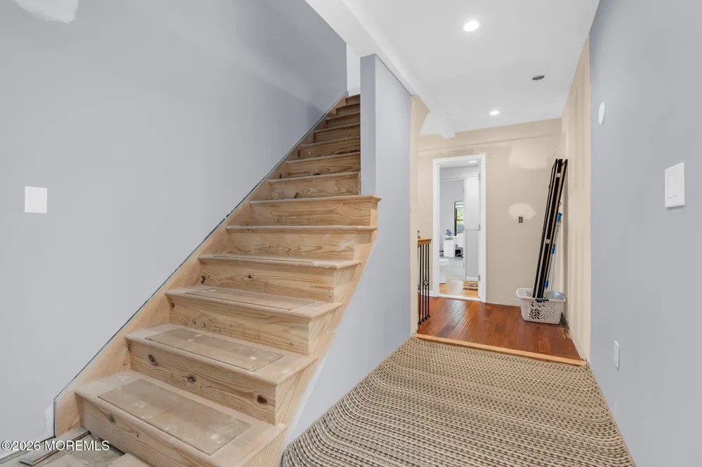 101 Oxford Lane Aberdeen, NJ 07747