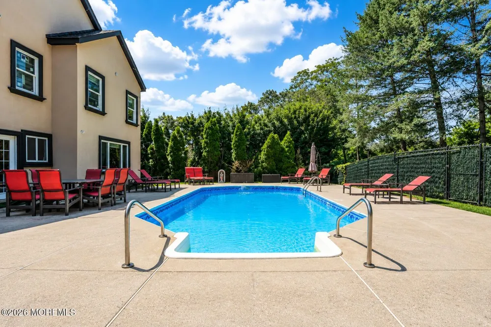 101 Oxford Lane Aberdeen, NJ 07747