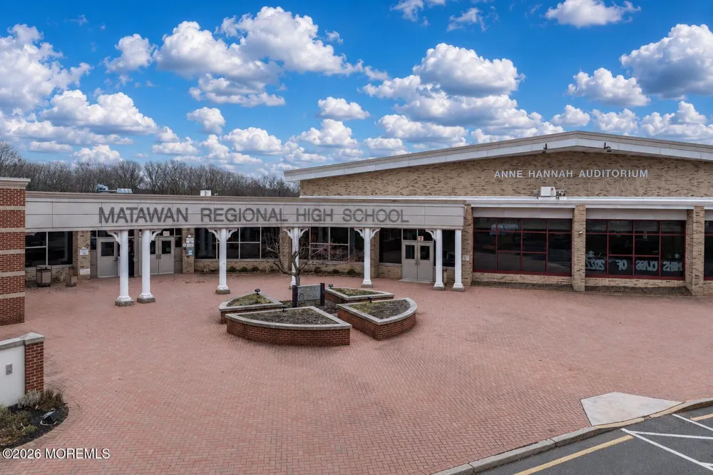 101 Oxford Lane Aberdeen, NJ 07747