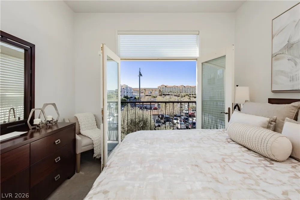 2220 Village Walk Drive #3220 Henderson, NV 89052