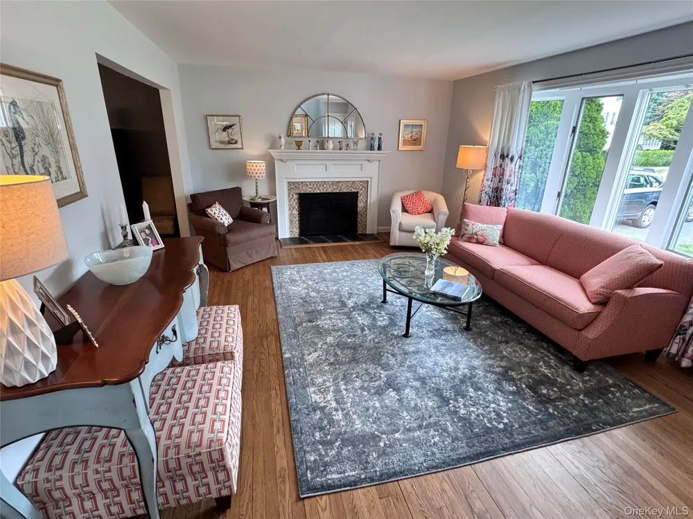 51 Bayway Avenue Bay Shore, NY 11706