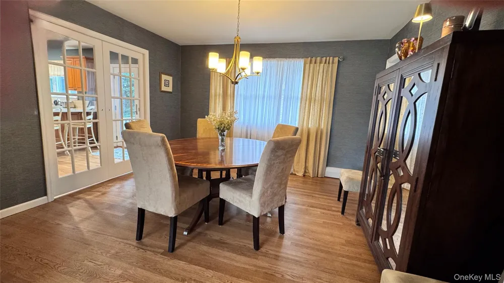 51 Bayway Avenue Bay Shore, NY 11706