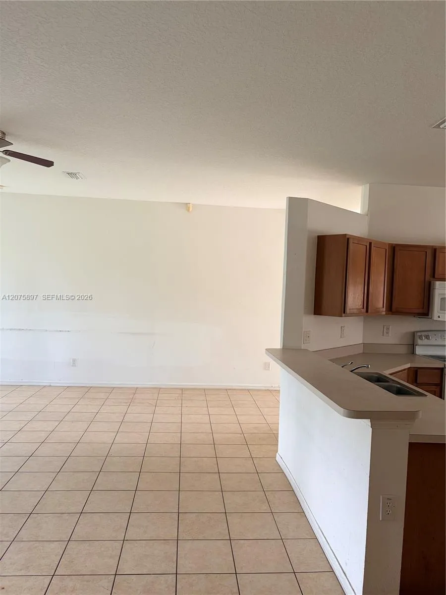 79 WHEATFIELD DR Palm Coast, FL 32164