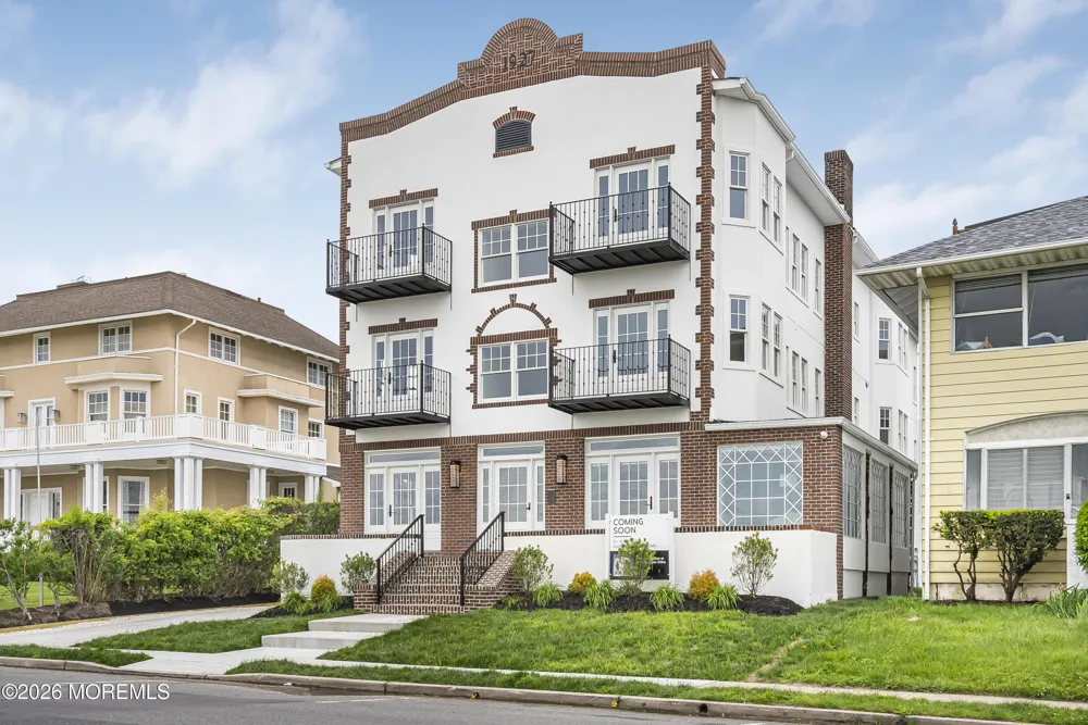 205 Edgemont Drive #1 Loch Arbour Village, NJ 07711