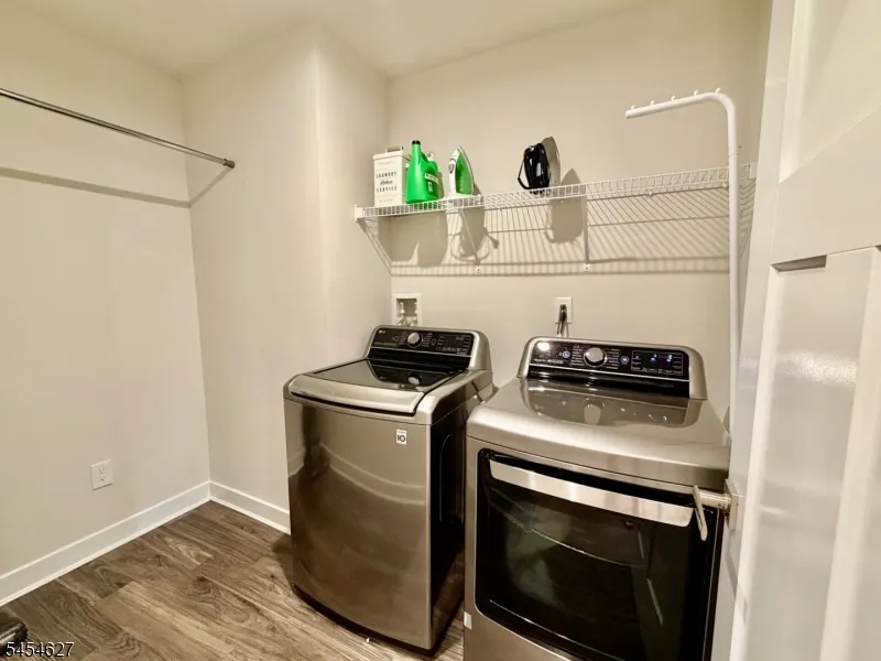 17 Sierra Pl Sparta, NJ 07871