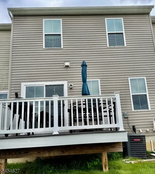 17 Sierra Pl Sparta, NJ 07871