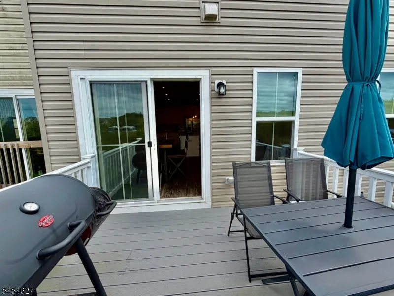 17 Sierra Pl Sparta, NJ 07871