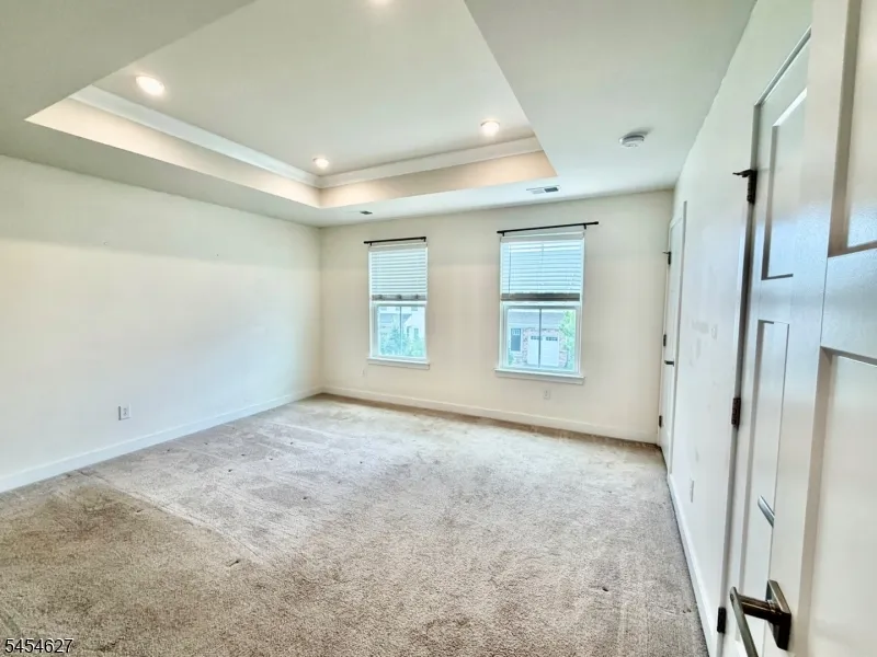 17 Sierra Pl Sparta, NJ 07871